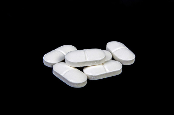 <p>El acetaminofén, también llamado paracetamol, es el componente activo de muchos medicamentos comúnmente recetados. / <a href=