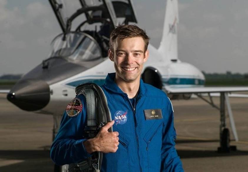 Los becados aprenderán de ciencia y del espacio de la mano de astronautas, cosmonautas y expertos del Centro Espacial Johnson de la NASA en Houston, Texas Photographer: Robert Markowitz